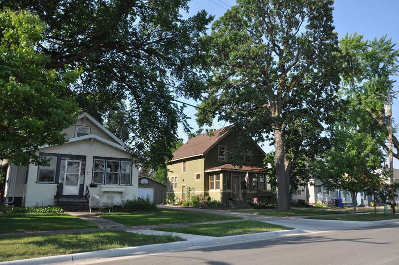 Fargo Oak Grove Residential Historic District, Fargo, North Dakota.