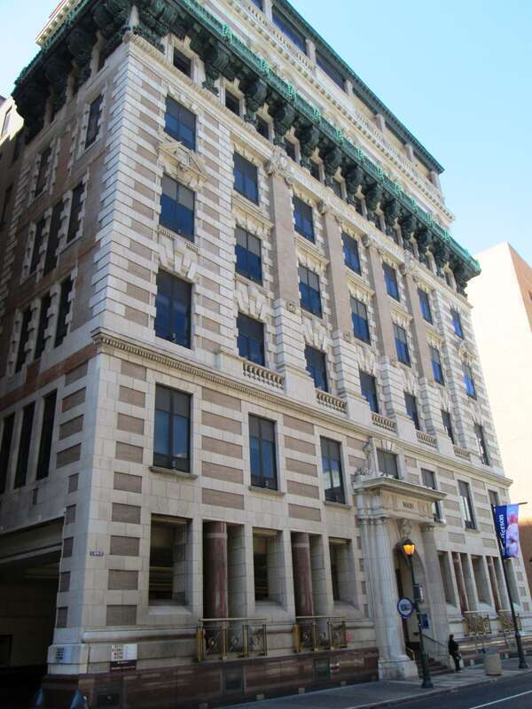 The Main Building of Thomas Jefferson University's Jefferson Medical College at 132 S. 10th Street between Sansom and Walnut Streets in Center City, Philadelphia