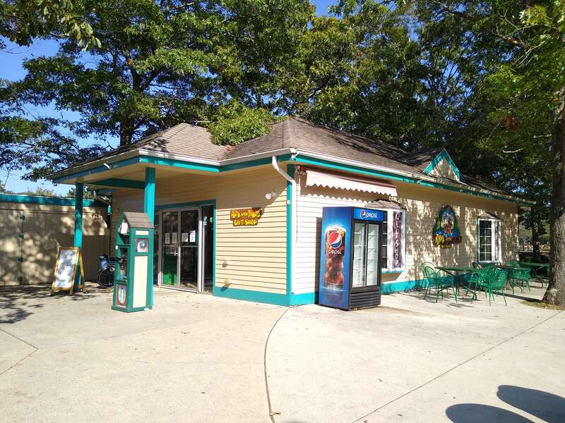 Cape May County Park &amp; Zoo  0