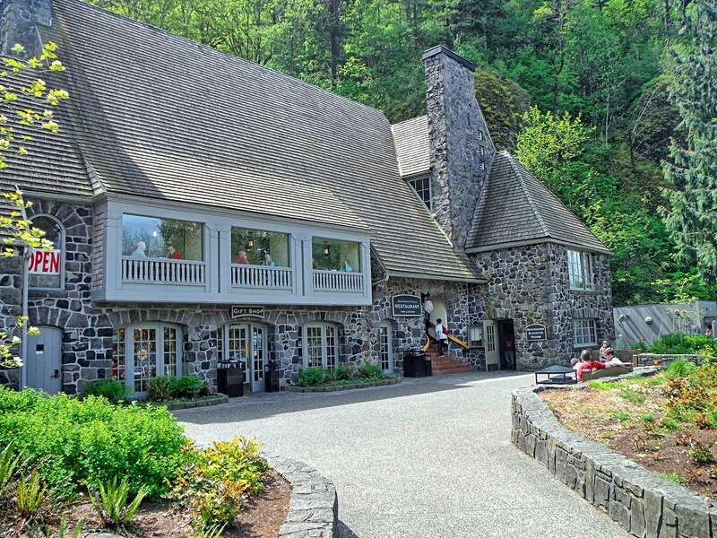 When the Historic Columbia River Highway opened in the Multnomah Falls section in 1915, it attracted concessionaires who catered to motorist's needs. In addition, some amenities were available at the nearby OWRN station house. Yet many early HCRH
