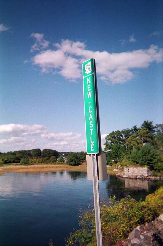 Route 1B at Rye town line
New Hampshire Route 1B (abbreviated NH 1B) is a 4.89-mile (7.87 km) long state highway in southeast New Hampshire.
The southern terminus is at New Hampshire Route 1A in Portsmouth, near the city's southeastern boundary. The