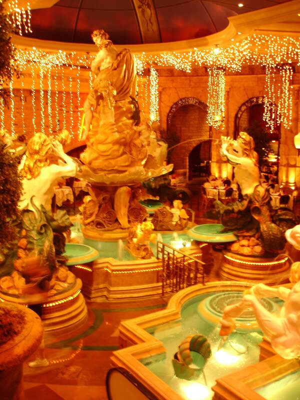 Plaza Fountain at the Eldorado Resort Casino‎