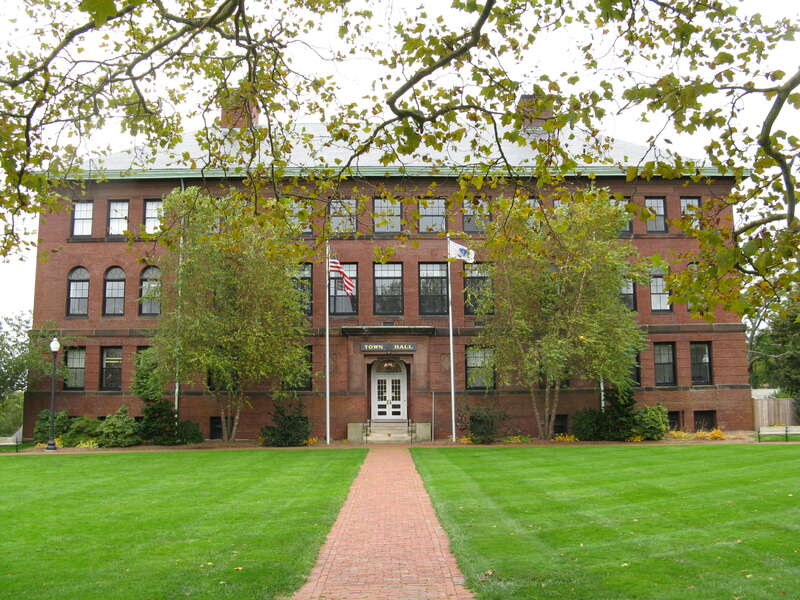 Municipal Group Historic District, Hyannis Massachusetts