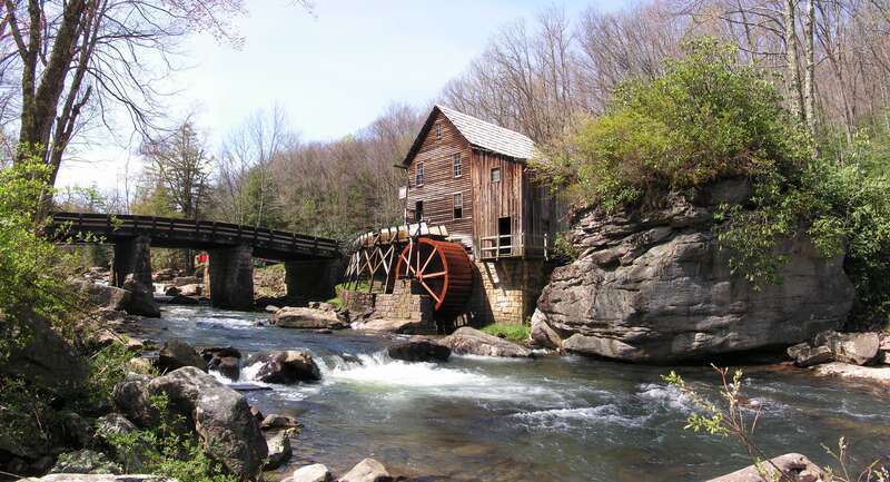 The Glade Creek Grist Mill, an iconic West Virginia attraction in Babcock State Park, WV, USA.
This semi-panorama was assembled from six separate parts, each taken with the same aperture and shutter settings for maximum compatibility. I used Paint