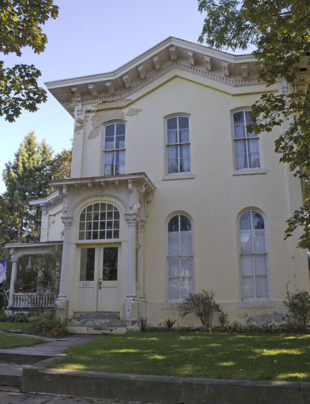 Thayer-Thompson House
Front View of the Thayer-Thompson house