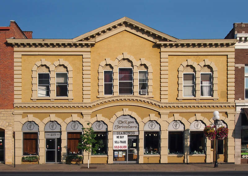 Keystone Building — 409 Main St, Red Wing, Minnesota, USA.  Viewed from the northwest, corrected for perspective distortion.  





This is an image of a place or building that is listed on the National Register of Historic Places in the United