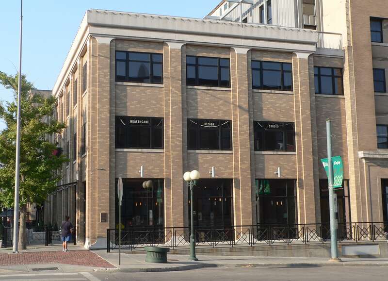 Haymarket District in Lincoln, Nebraska: Grainger Bros. warehouse, located at southwest corner of 8th and P Streets.  According to a plaque on the building, it was designed by the architectural firm of Fiske &amp; Dieman and constructed in 1906.