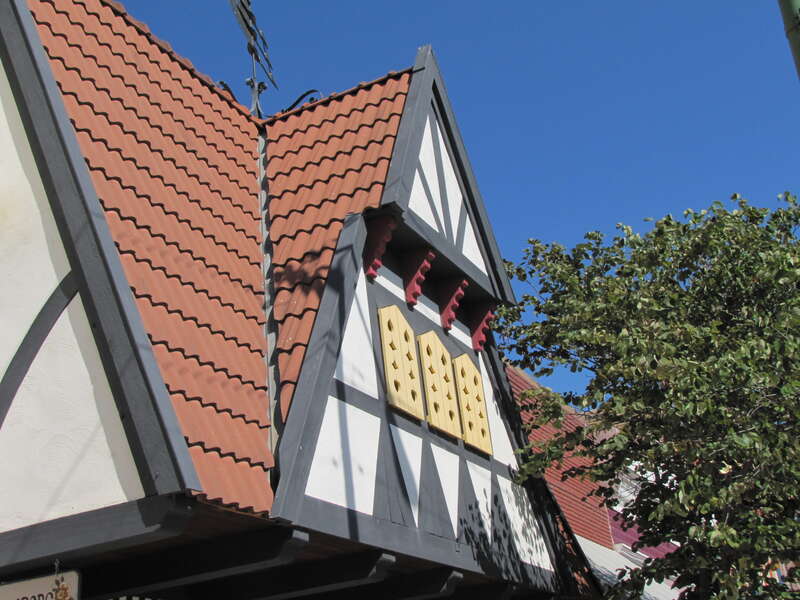 127 N Main St, Lindsborg, Kansas