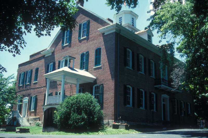 STONE HILL WINERY - OPENED IN 1847; BY THE TURN OF THE CENTURY IT HAD BECOME THE THIRD LARGEST WINERY IN THE WORLD (SECOND IN THE U.S.). PROHIBITION 		DESTROYED IT AND THE WINE CELLARS WERE SAVED ONLY BY CHANGING OVER TO MUSHROOM GROWING.  IN 1965