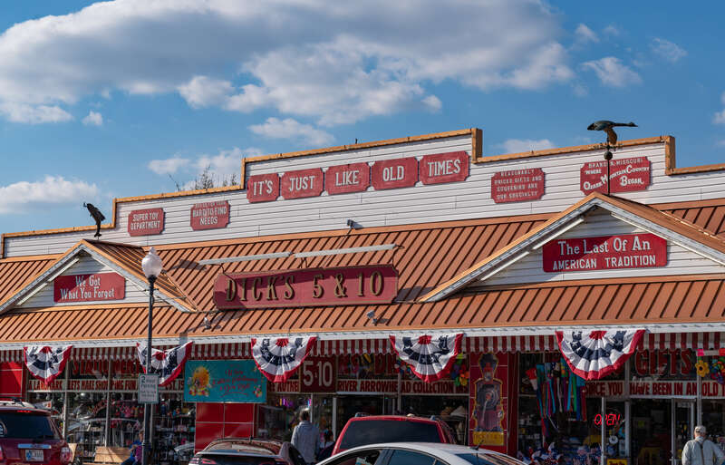 Dick's 5 &amp; 10, a gift and souveniers shop in the central tourist area of downtown Branson, Missouri.