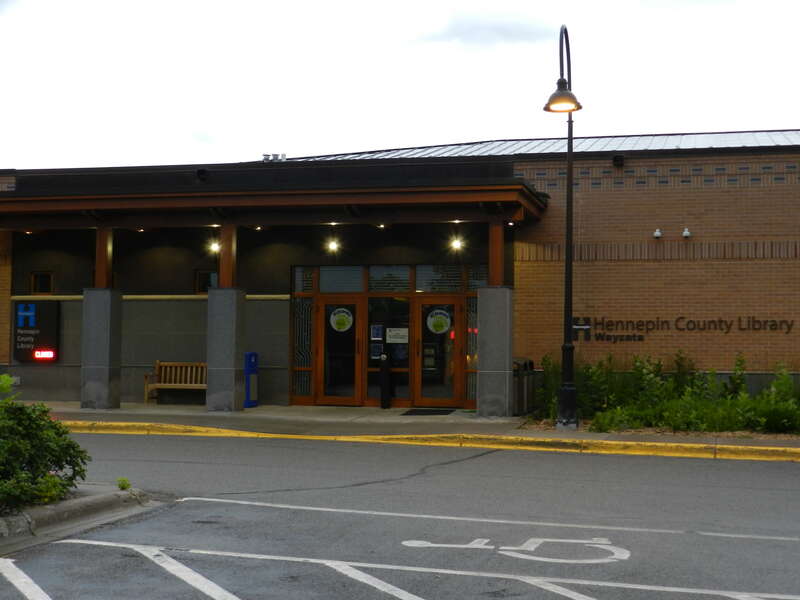 Photo of the branch of the Hennepin County Library located in Wayzata, Minnesota.
