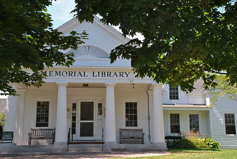 Boothbay Harbor Memorial Library