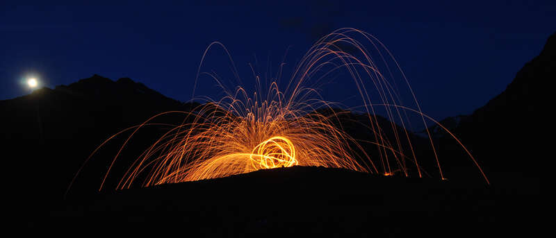 Light painting in the Chugach Mountains, near Anchorage, Alaska

<a href="http://winterbear.com/" rel="nofollow">winterbear.com</a>