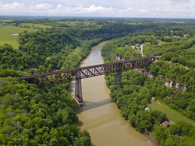 A drone's eye view of the "High Bridge of Kentucky" - a U.S. National Civil Engineering Landmark:
https://en.wikipedia.org/wiki/High_Bridge_of_Kentucky