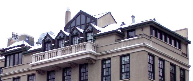 The penthouse of 158 Eighth Avenue at 18th Street, in the Chelsea neighborhood of Manhattan, New York City