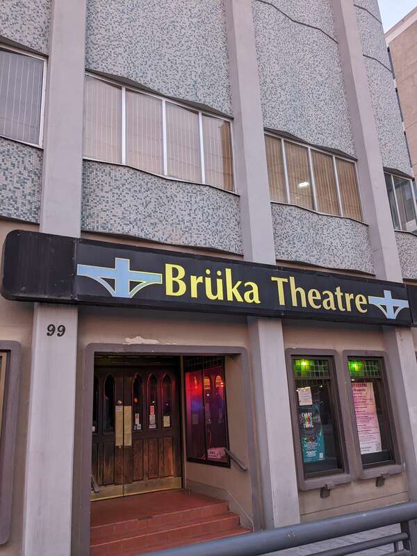 Brüka Theatre