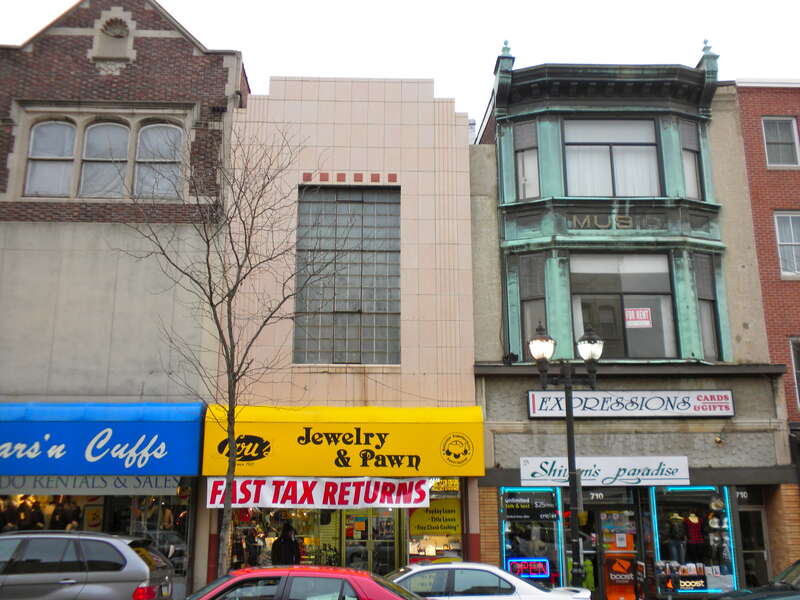 The Max Keil Building at 712 North Market Street, Wilmington, Delaware (the center building).  
Note that the Braunstein's Building (704-706 North Market) and another building named the Max Keil Building at 700 N. Market are also on the NRHP