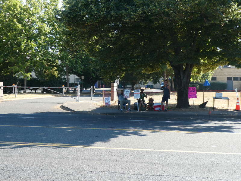 Striking workers at the Nabisco plant on Columbia Blvd in Portland, OR