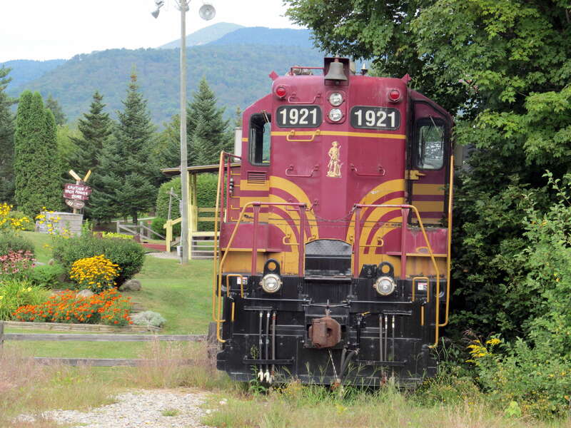 Plymouth &amp; Lincoln Railroad #1921 (ex-MBTA), a GP-9, at the Hobo Railroad in Lincoln, New Hampshire in August 2012. It never operated for the B&amp;M (before the MBTA, it was used by the Great Northern), but was painted as a tribute.