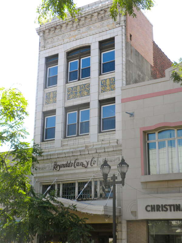 Reynold's Candy Company Building	 on the NRHP since January 30, 1985. At 703 N. Market St., Wilmington, DelawareCavanaugh's Restaurant