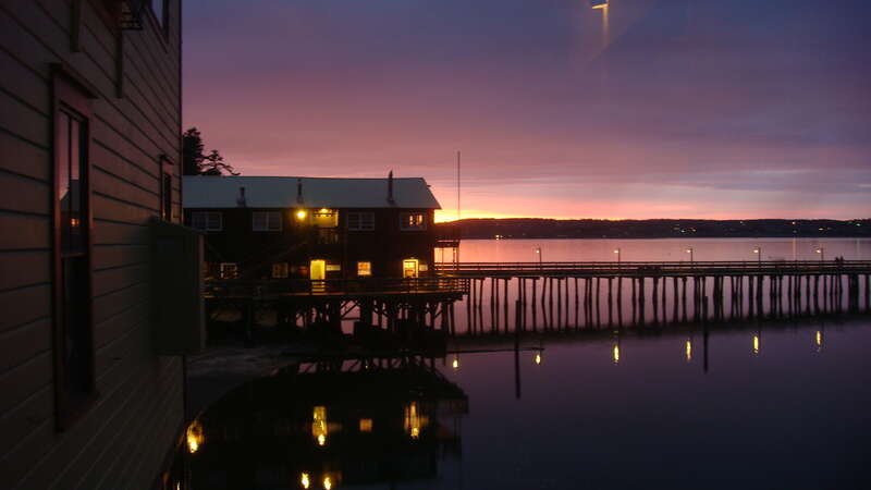 Waterfront Dinning