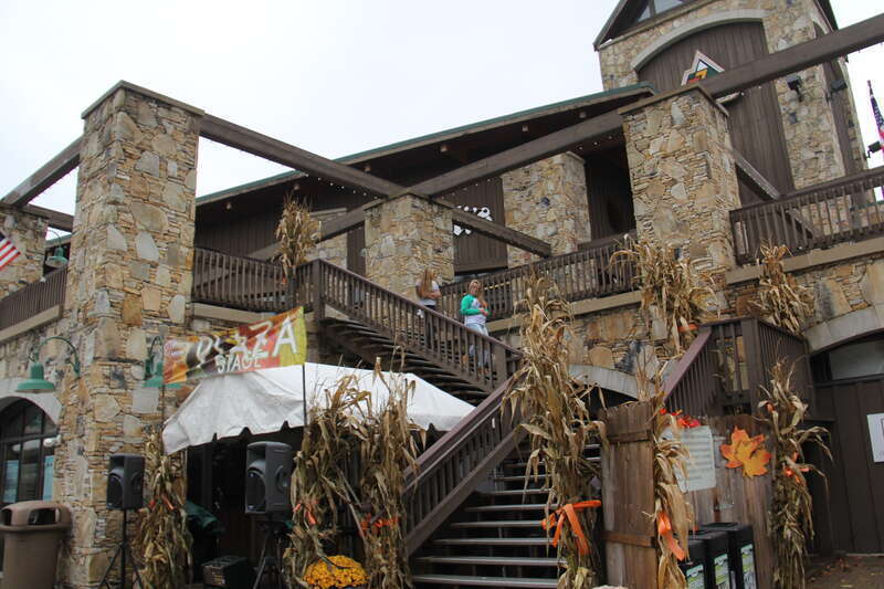 7 Springs Resort