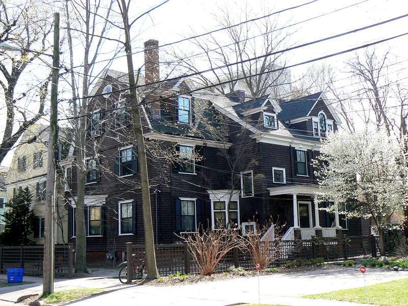 A photograph of the historic William Morris Davis House in Cambridge, Massachusetts.