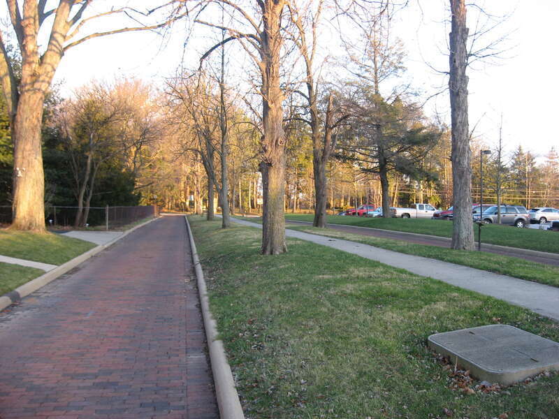 Overview of the McKinley Memorial Parkway, looking eastward from the Soldiers Memorial Parkway, in Fremont, Ohio, United States.  Built in 1918, the parkways are is listed on the National Register of Historic Places.