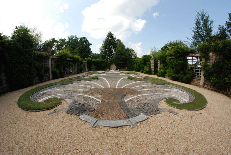 Pebble garden