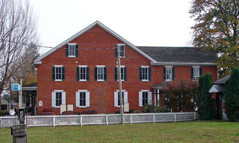 Old Country Store and People's Quilt Museum in Intercourse, Pennsylvania.  Oldest store in town, but burnt down and rebuilt in 1880s.