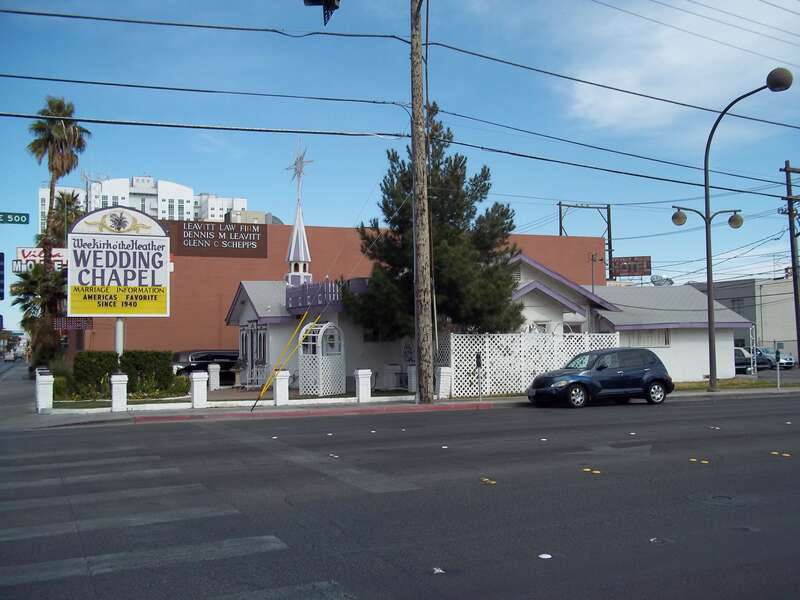 A very nice wedding chapel located in downtown Las Vegas, Nevada. Have seen many neat wedding parties enter and depart very happy.