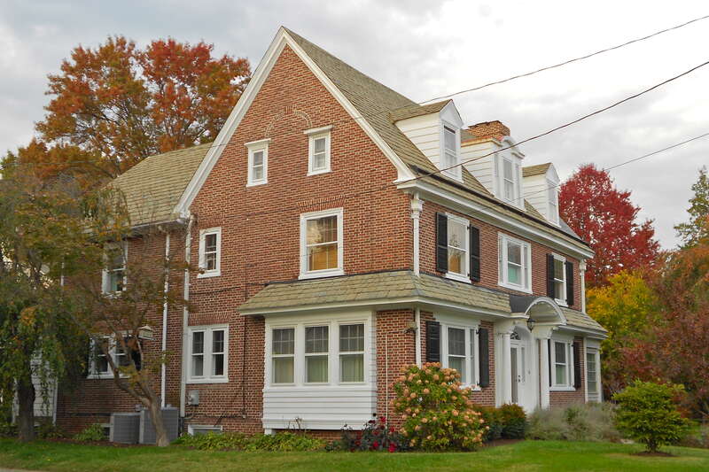 House on Baynard Boulevard (2401) in the Baynard Boulevard Historic District on the NRHP since July 26, 1979.  The HD covers	Baynard Blvd. between 18th St. and Concord Ave.