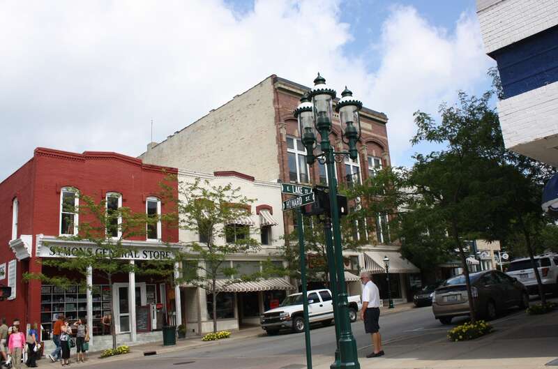 Lake &amp; Howard, Petoskey Downtown Historic District 






This is an image of a place or building that is listed on the National Register of Historic Places in the United States of America. Its reference number is 86002048.

