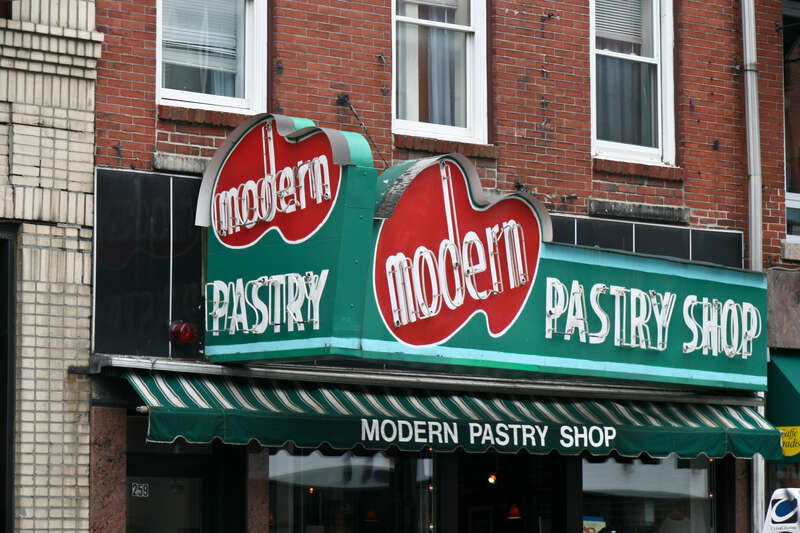 Food tour of the North End, stop #4: cannoli take three.
Taken August, 2009 in Boston, Massachusetts, United States

¹⁄₁₆₀ sec at f/7.1, ISO200, no flash.