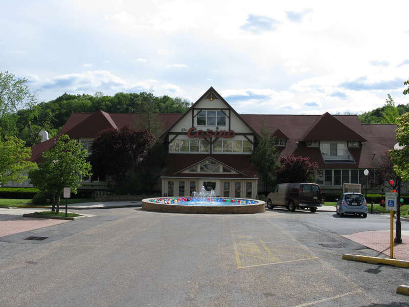 Lakemont Casino, Altoona, Pennsylvania


Camera location40° 28′ 07.7″ N, 78° 23′ 41″ W   View this and other nearby images on: OpenStreetMap 40.468806;  -78.394722
