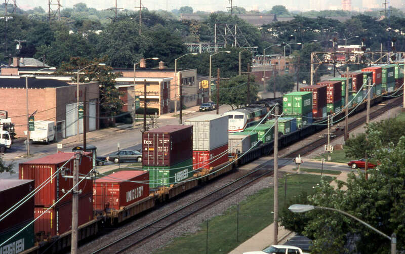 19990905 22 BNSF Amtrak Berwyn, IL