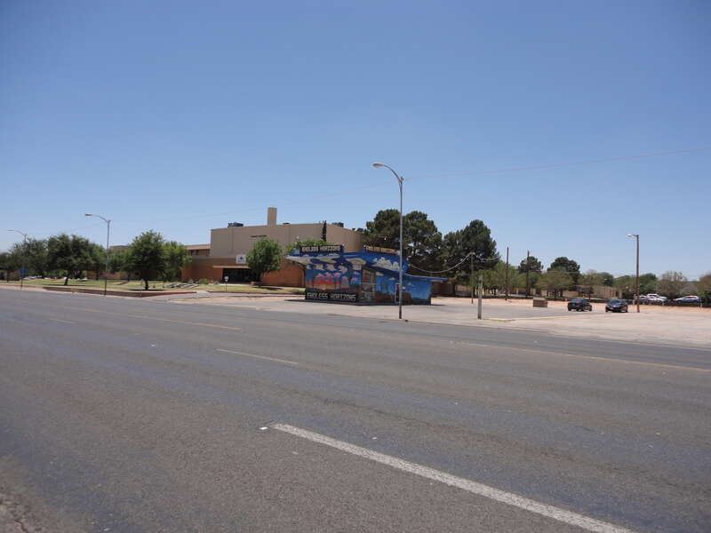 2525 Andrews Hwy