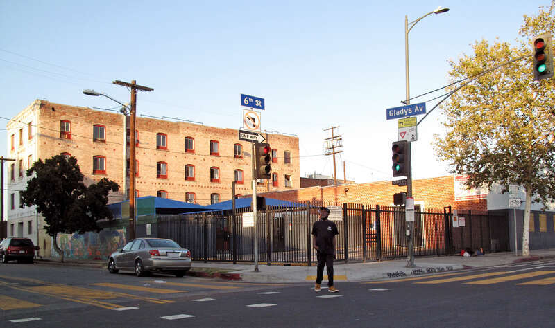 6th &amp; Gladys, Los Angeles