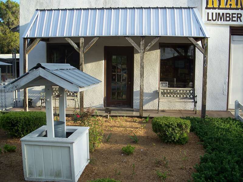 Ryan Bros Lumber Co., in Apopka, Florida






This is an image of a place or building that is listed on the National Register of Historic Places in the United States of America. Its reference number is 93000074.

