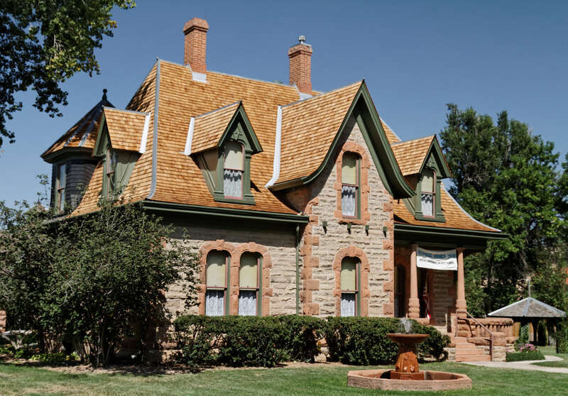 Avery House