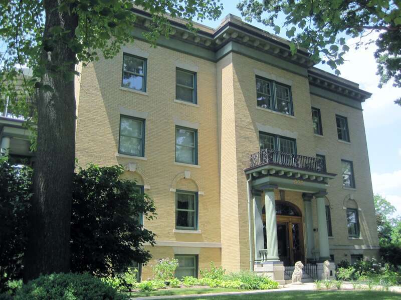 Bell Miller Apartments in Springfield, IL