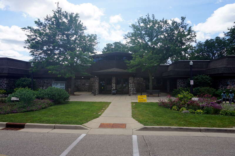 The Brookfield Public Library in Brookfield, Wisconsin (United States).
