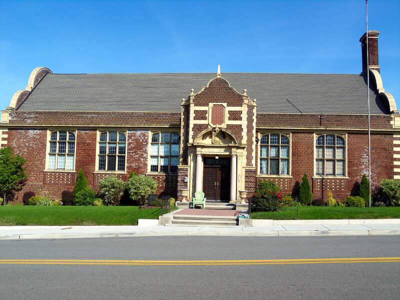 Mishawaka Carnegie Library, 122 North Hill Mishawaka
