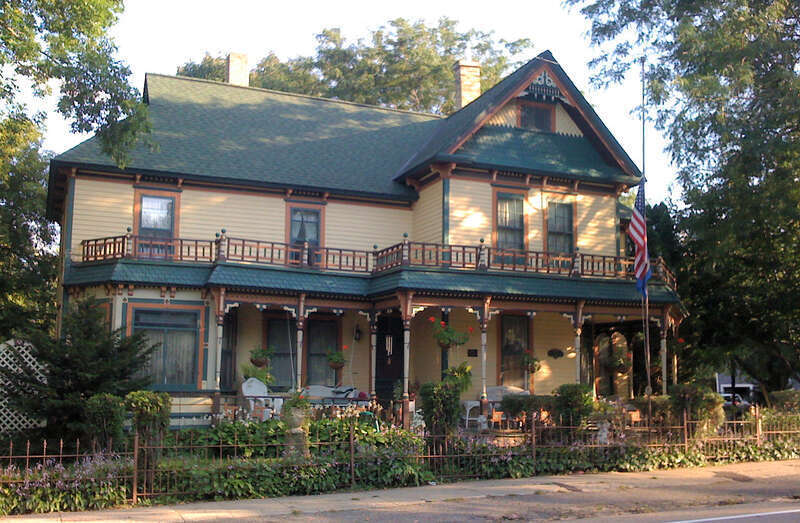 A house in w:Carver Historic District in the town of w:Carver, Minnesota.