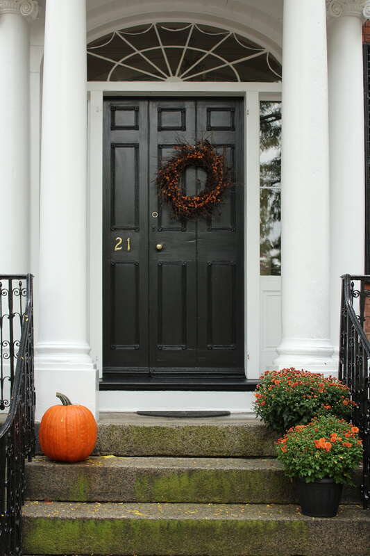 Chestnut St, Salem.