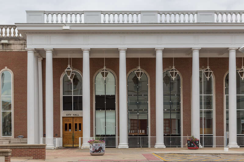 City Hall along Maine Street in Quincy, Illinois.