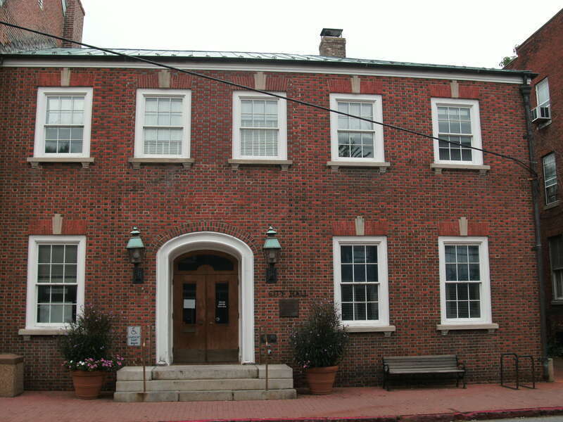 Colonial Annapolis Historic District, District boundaries approximate city boundaries surveyed in 1695 Annapolis
