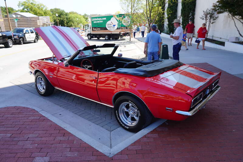 A 1968 Chevrolet Camaro SS at the Arts, Antiques &amp; Autos Extravaganza in Denton, Texas (United States).