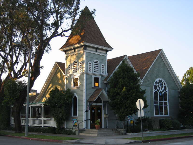 The 1891 Victorian Gothic First Baptist Church of Orange currently houses a restaurant PJ's Abbey. More information on the history of the church and restaurant can be found on <a href="http://www.pjsabbey.com/abbey_history.aspx"