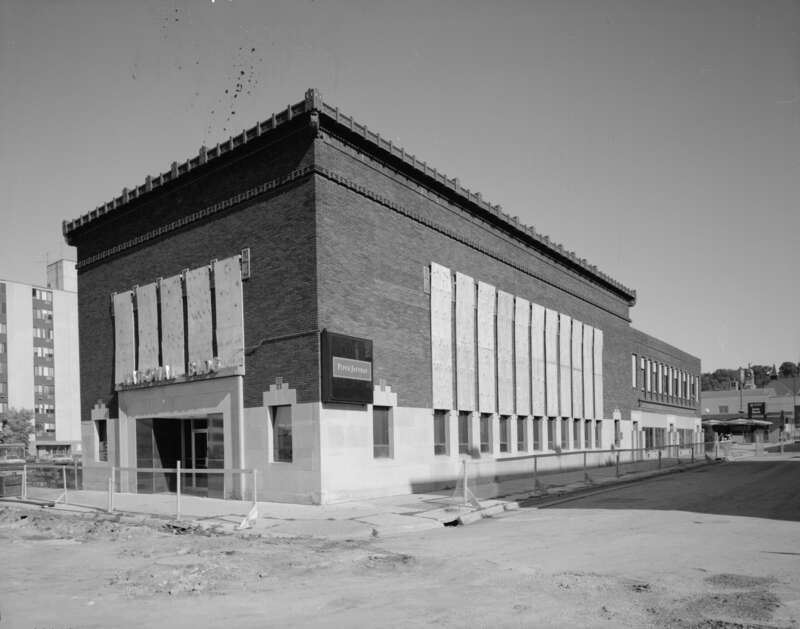 First National Bank Building, 215 River Front Drive, Mankato, Blue Earth County, MN. Built in 1913, it is recognized as one of Mankato's most handsome commercial buildings. Designed by the St. Paul firm of Ellerbe and Round, the bank is one of the